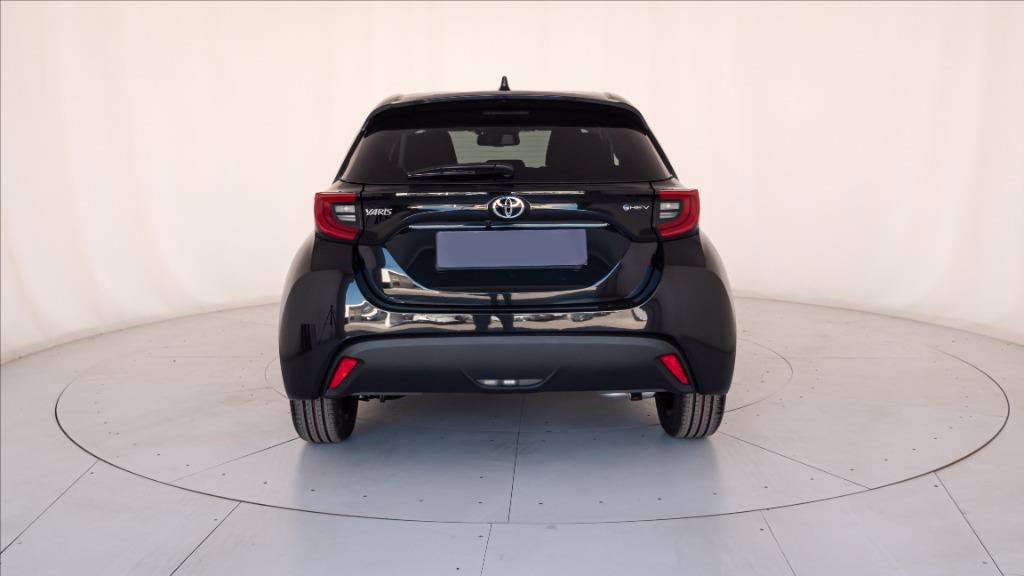 TOYOTA Yaris 1.5h Lounge
