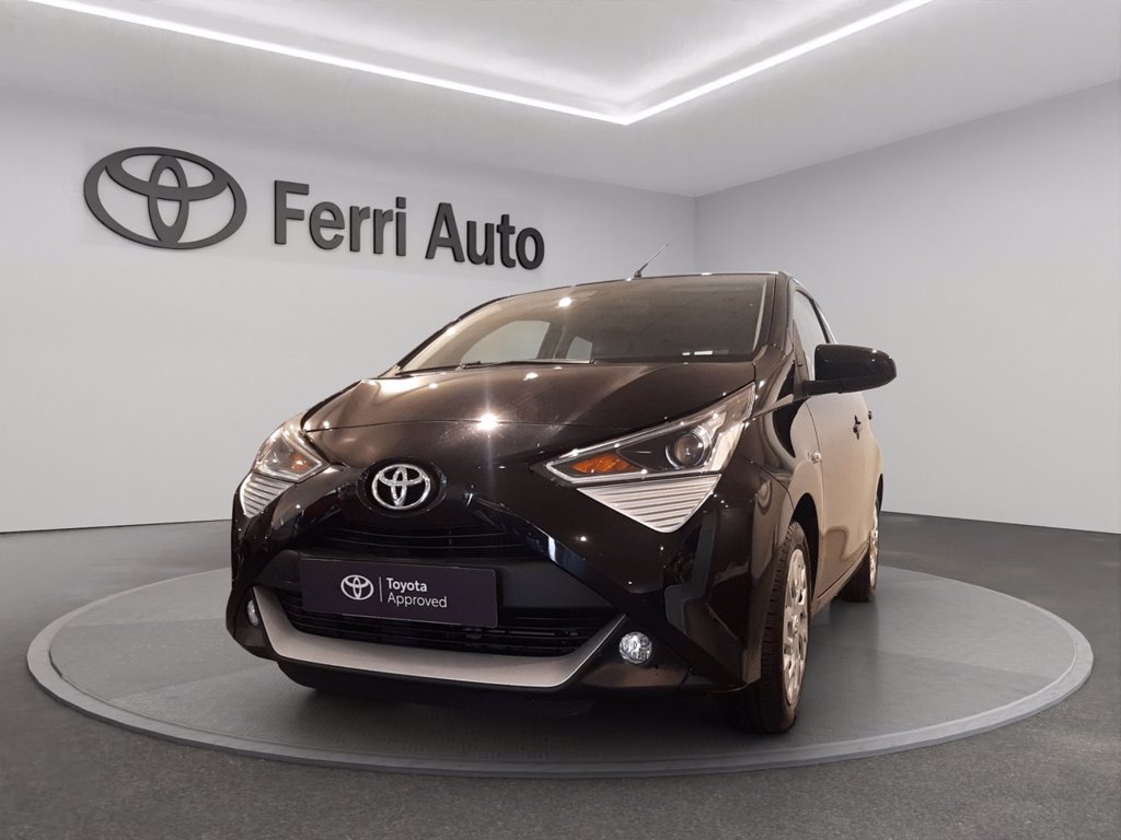 TOYOTA Aygo 5p 1.0 x-play 72cv