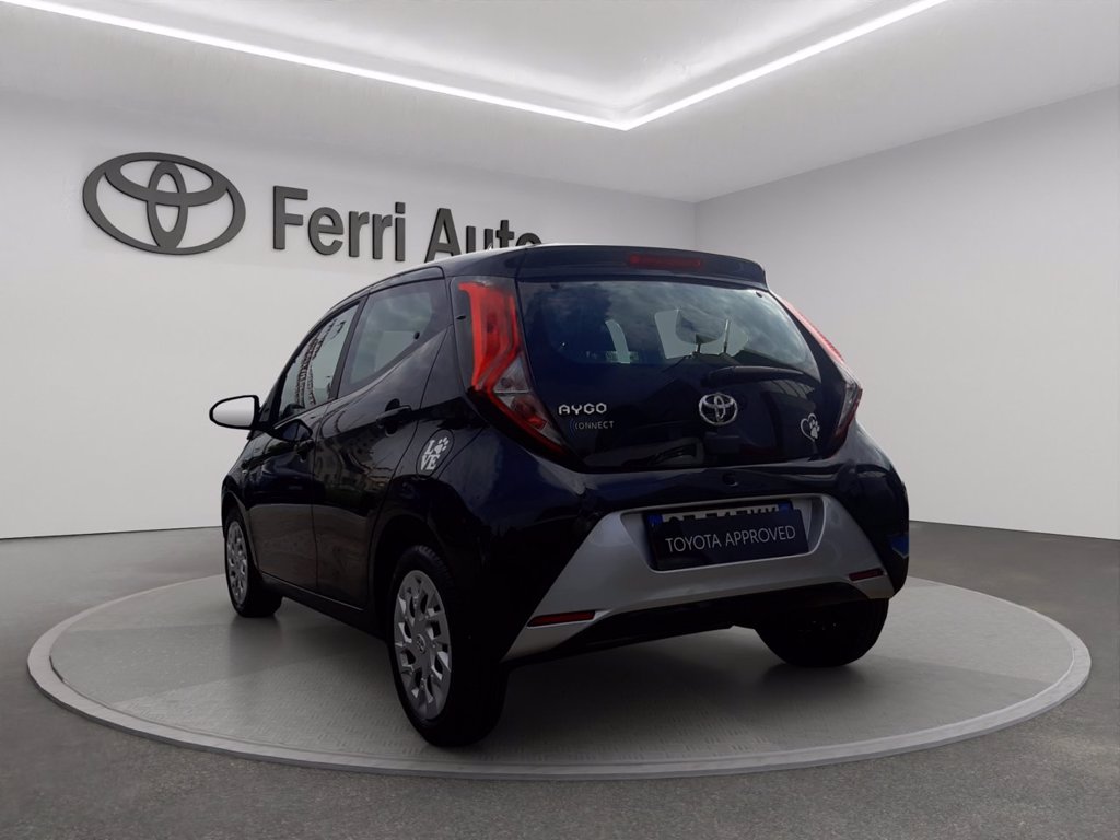 TOYOTA Aygo 5p 1.0 x-play 72cv