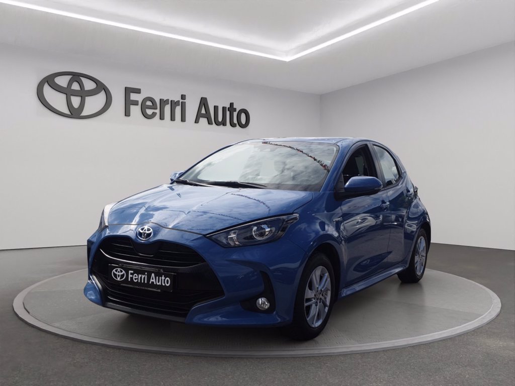 TOYOTA Yaris 1.5h active