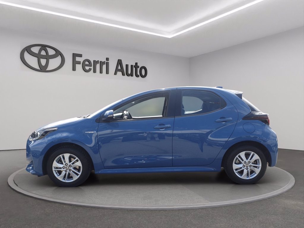 TOYOTA Yaris 1.5h active