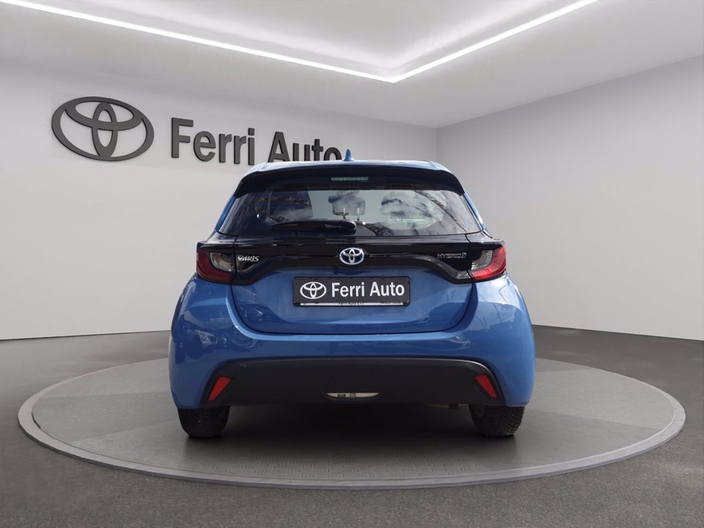 TOYOTA Yaris 1.5h active