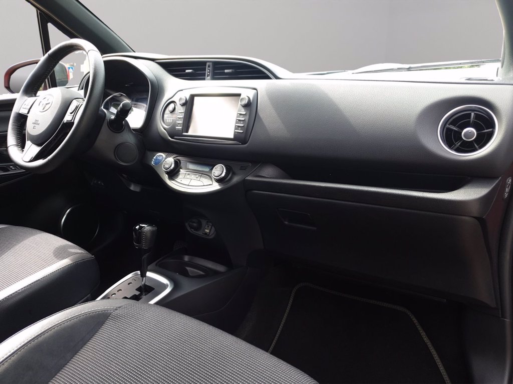 TOYOTA Yaris 5p 1.5h style my18