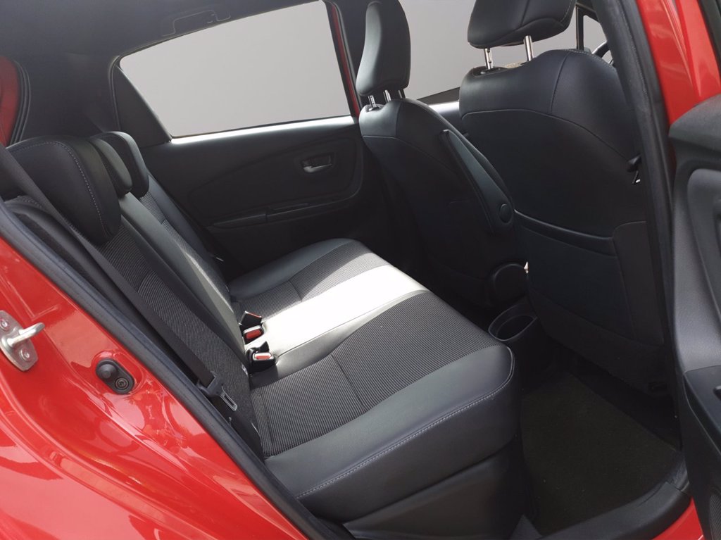 TOYOTA Yaris 5p 1.5h style my18