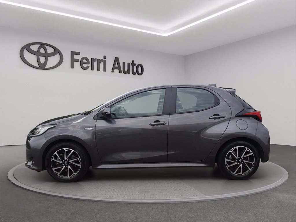 TOYOTA Yaris 1.5h trend