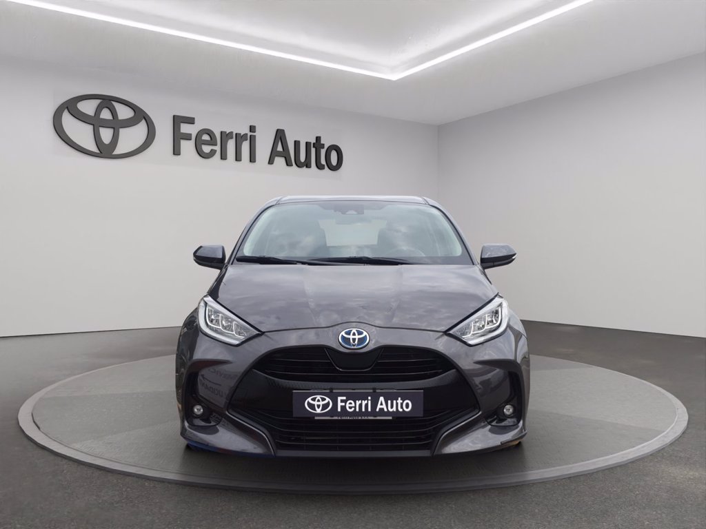 TOYOTA Yaris 1.5h trend