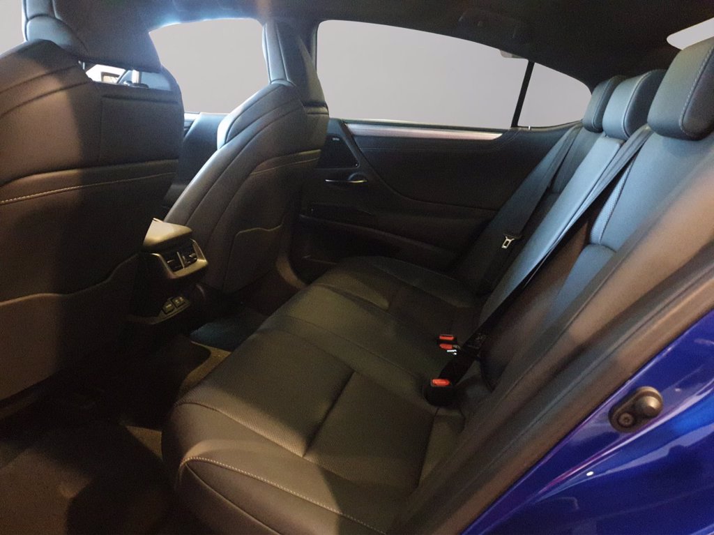 LEXUS Es 300h 2.5 executive cvt