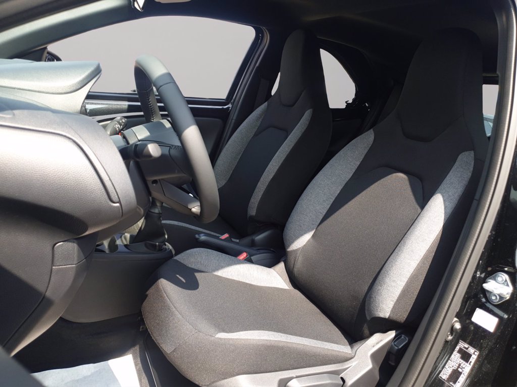 TOYOTA Aygo X 1.0 Active 72cv