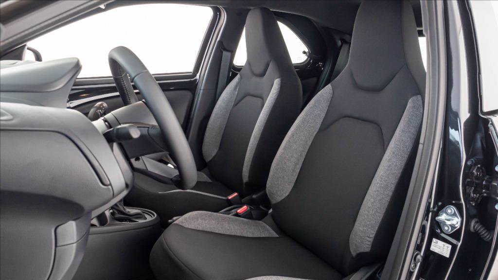 TOYOTA Aygo X 1.0 Active 72cv s-cvt