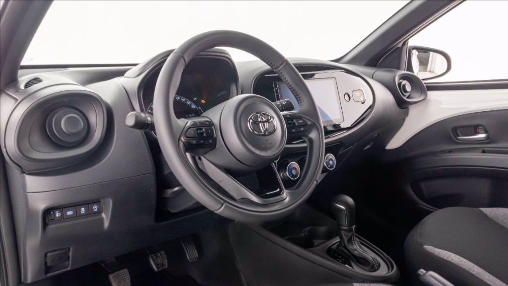 TOYOTA Aygo X 1.0 Active 72cv s-cvt