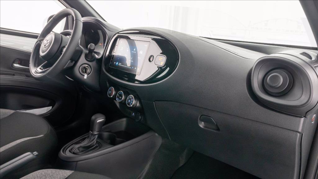 TOYOTA Aygo X 1.0 Active 72cv s-cvt