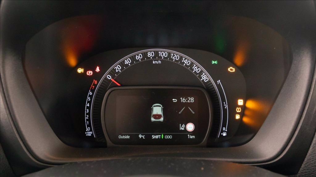 TOYOTA Aygo X 1.0 Active 72cv s-cvt
