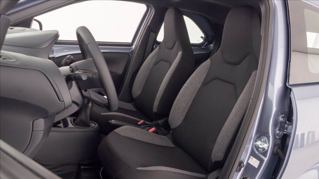 TOYOTA Aygo X 1.0 Active 72cv s-cvt