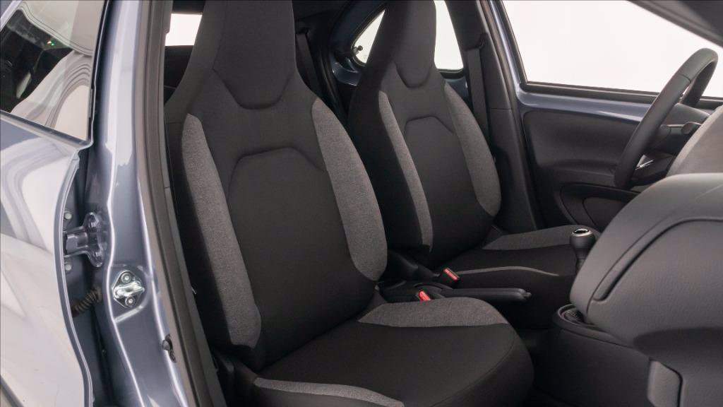 TOYOTA Aygo X 1.0 Active 72cv s-cvt