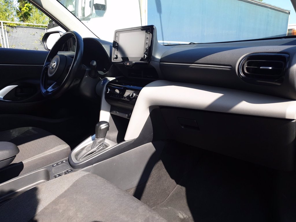 TOYOTA Yaris cross 1.5h business fwd 116cv e-cvt