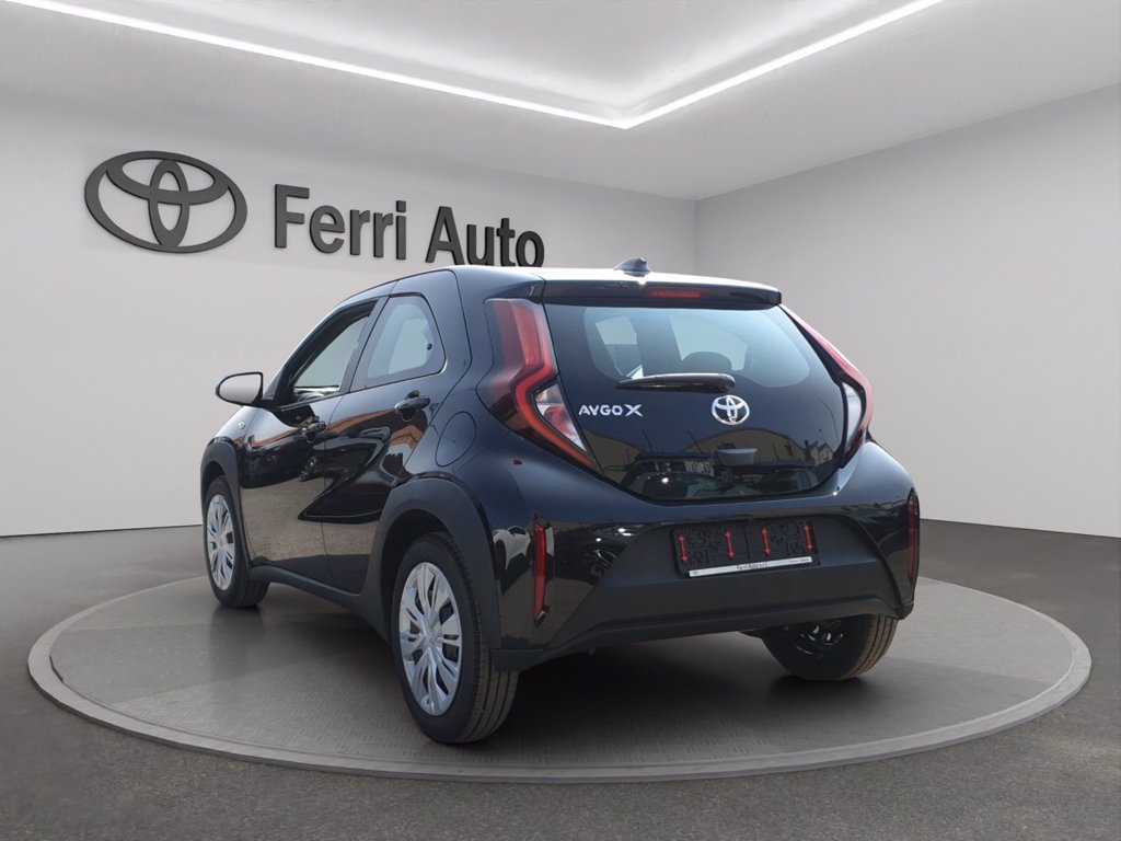 TOYOTA Aygo x 1.0 active 72cv