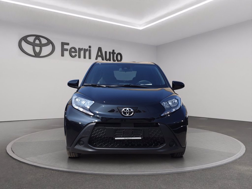 TOYOTA Aygo x 1.0 active 72cv