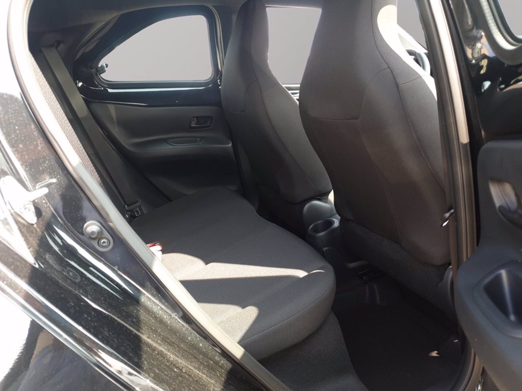 TOYOTA Aygo x 1.0 active 72cv