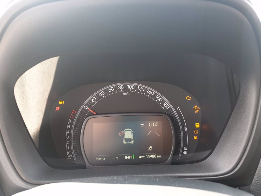 TOYOTA Aygo x 1.0 active 72cv