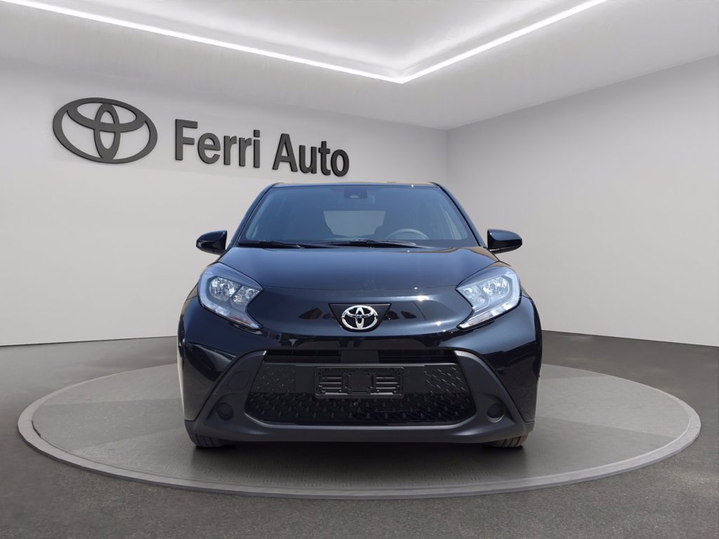 TOYOTA Aygo x 1.0 active 72cv