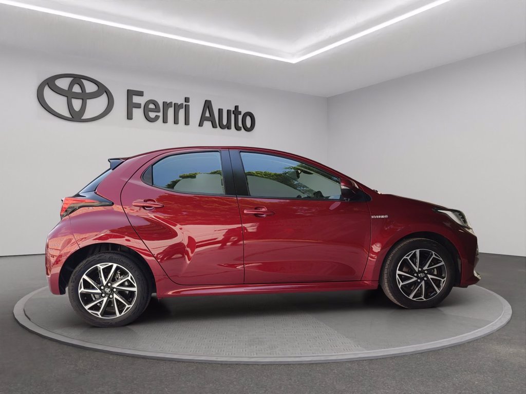 TOYOTA Yaris 1.5h trend