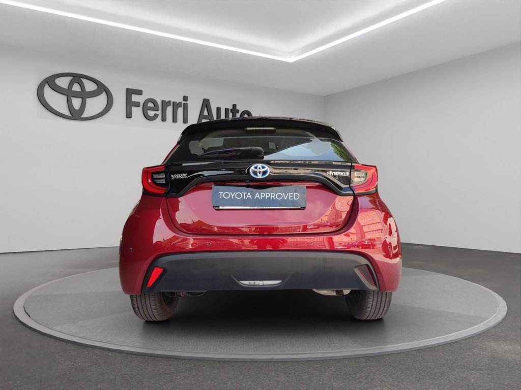 TOYOTA Yaris 1.5h trend