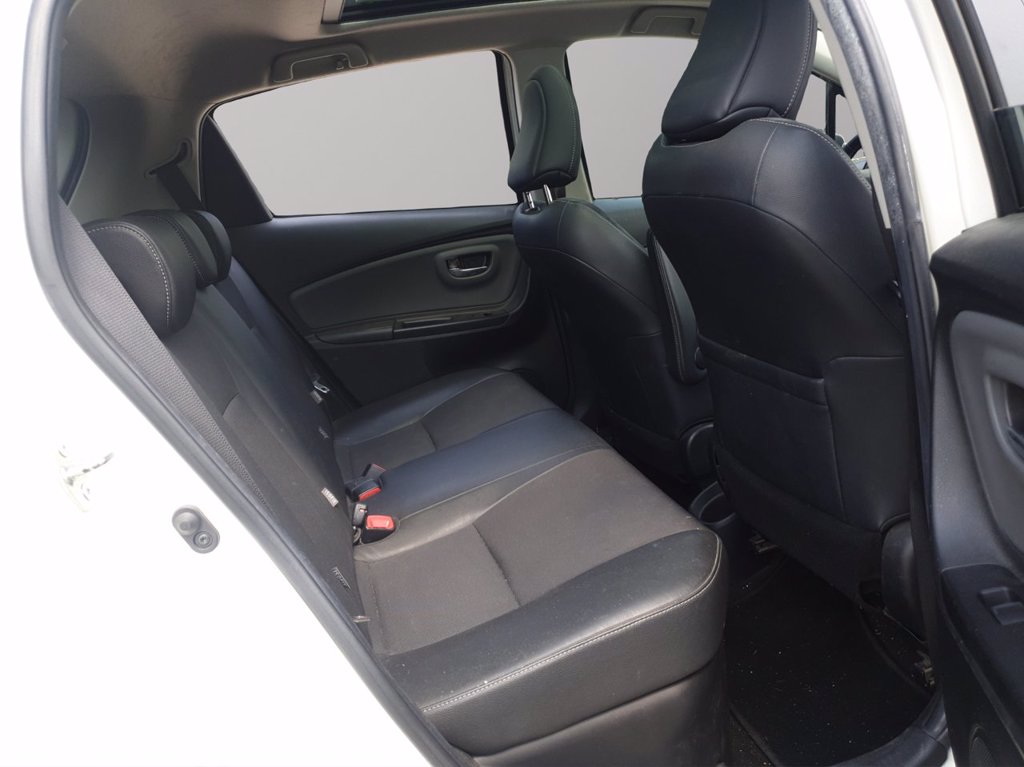 TOYOTA Yaris 5p 1.5 lounge