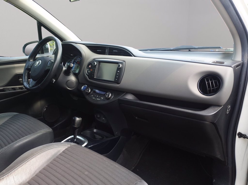 TOYOTA Yaris 5p 1.5 lounge