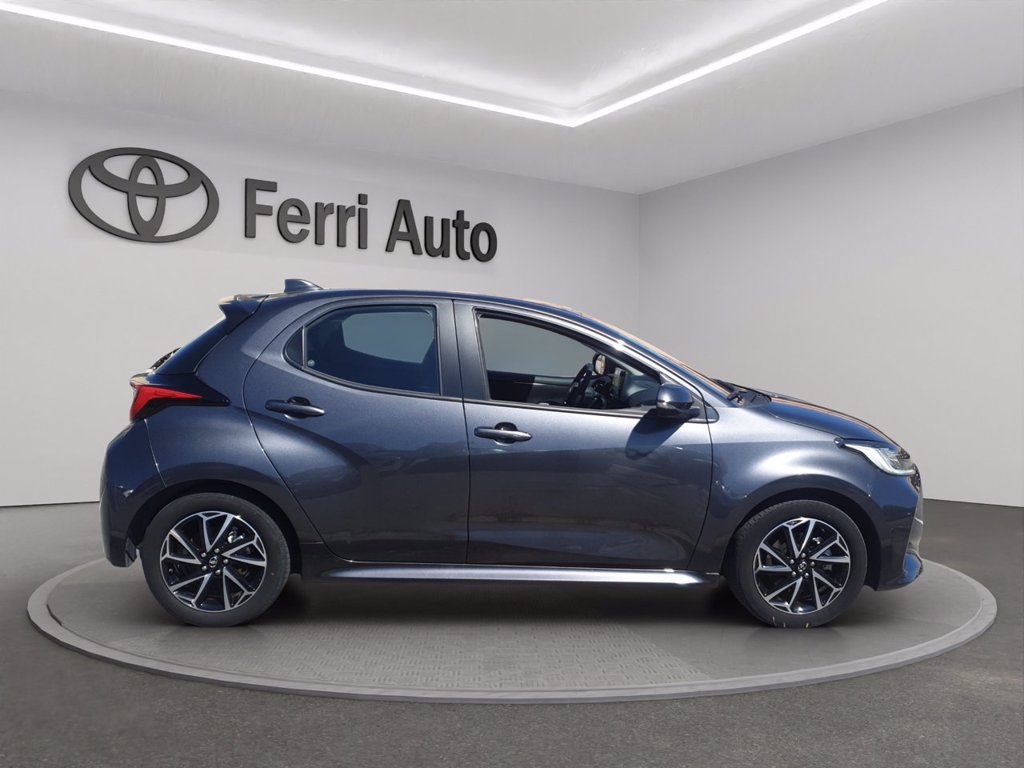 TOYOTA Yaris 1.5h trend