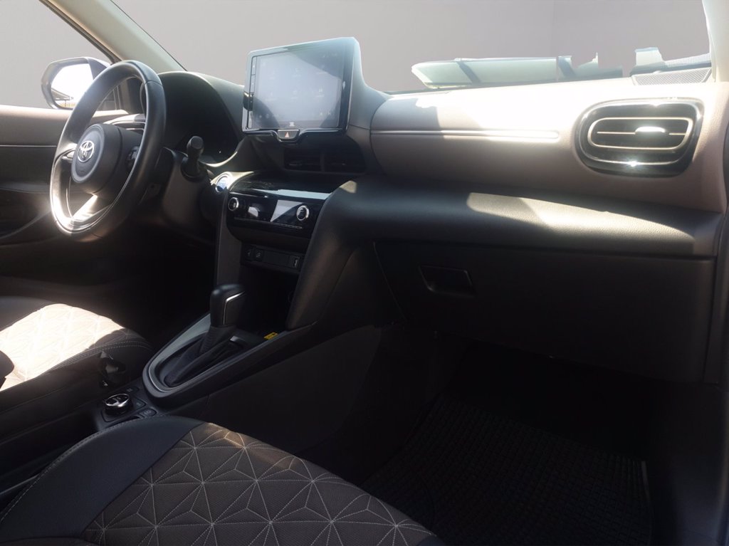 TOYOTA Yaris cross 1.5h lounge awd-i 116cv e-cvt