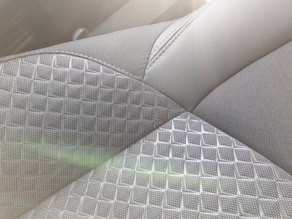 TOYOTA C-hr 1.8h trend e-cvt