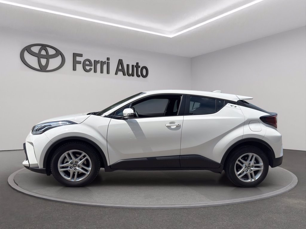 TOYOTA C-hr 1.8h active e-cvt