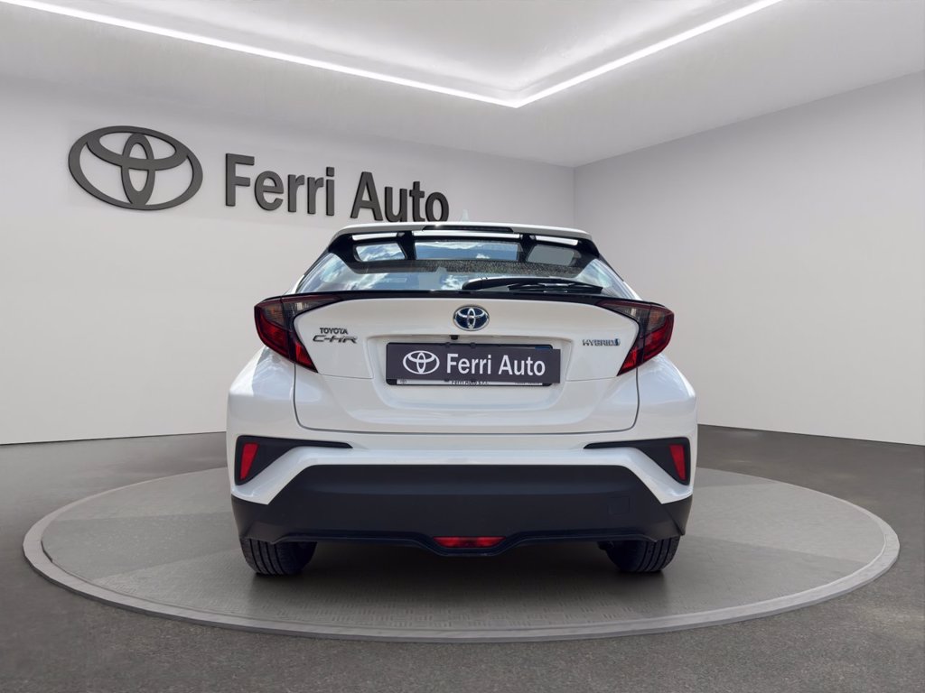 TOYOTA C-hr 1.8h active e-cvt