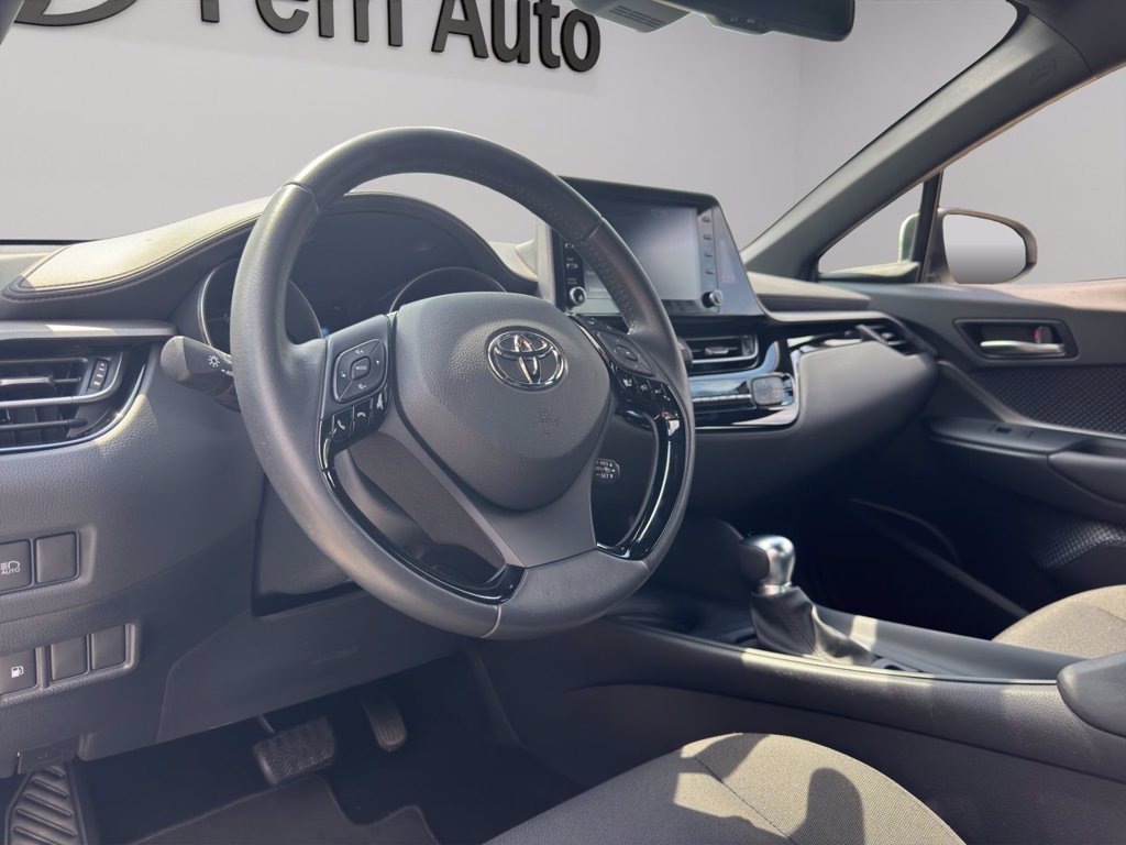 TOYOTA C-hr 1.8h active e-cvt