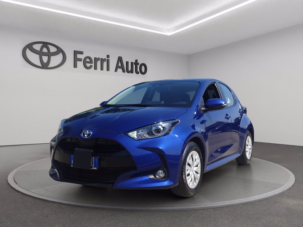 TOYOTA Yaris 1.0 active
