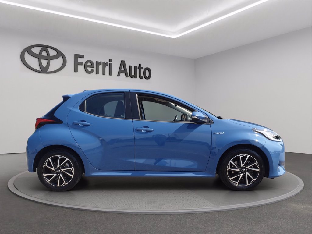 TOYOTA Yaris 1.5h trend