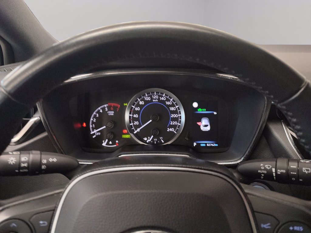 TOYOTA Corolla 1.8h active cvt