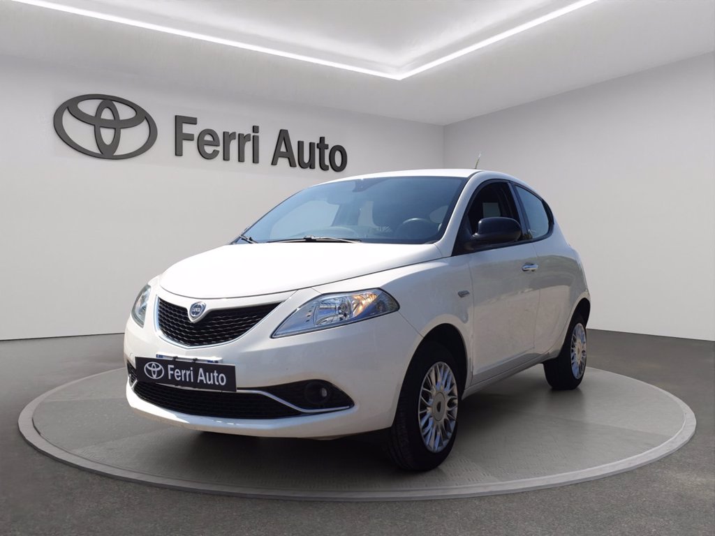 LANCIA Ypsilon 0.9 t.air silver ecochic metano 80cv