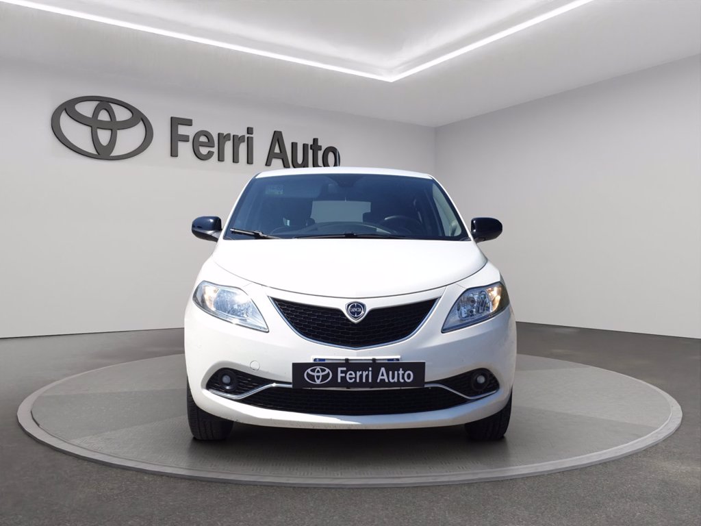 LANCIA Ypsilon 0.9 t.air silver ecochic metano 80cv