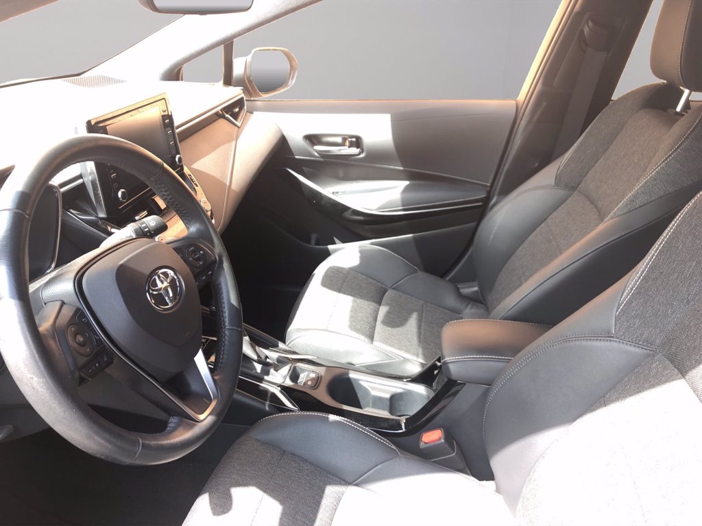 TOYOTA Corolla touring sports 1.8h style cvt