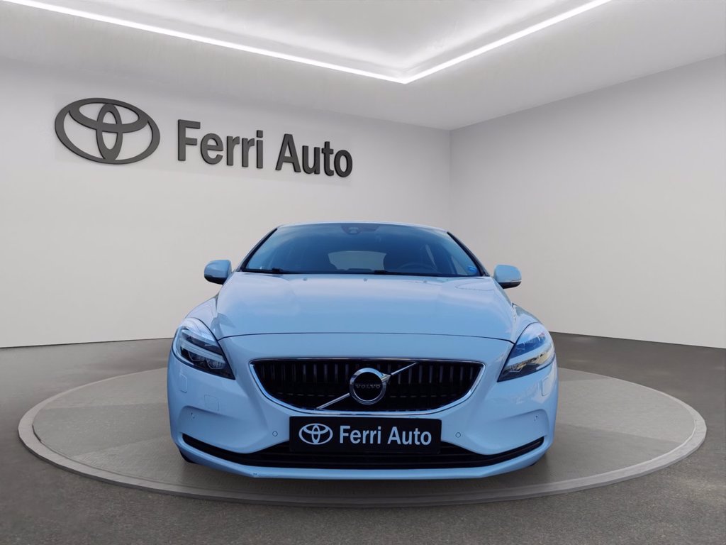 VOLVO V40 2.0 d2 plus