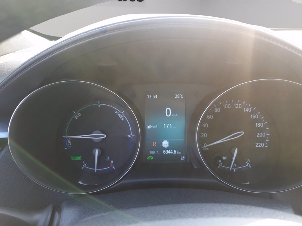 TOYOTA C-hr 2.0h trend e-cvt