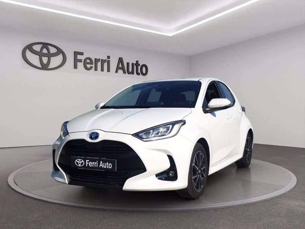 TOYOTA Yaris 1.5h trend