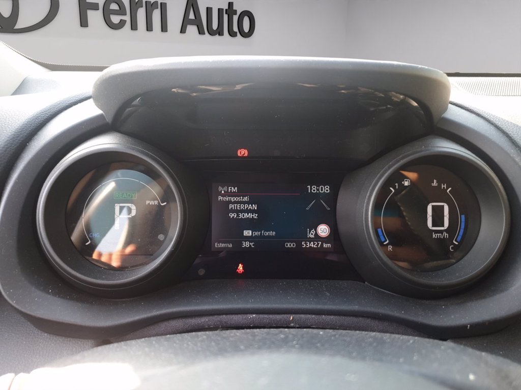 TOYOTA Yaris 1.5h trend