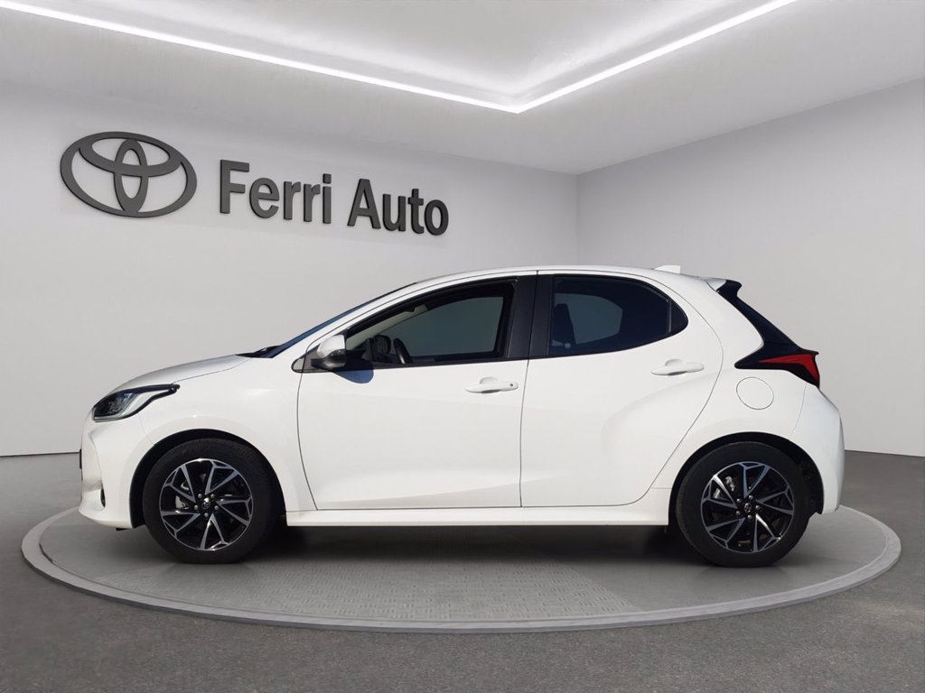TOYOTA Yaris 1.5h trend