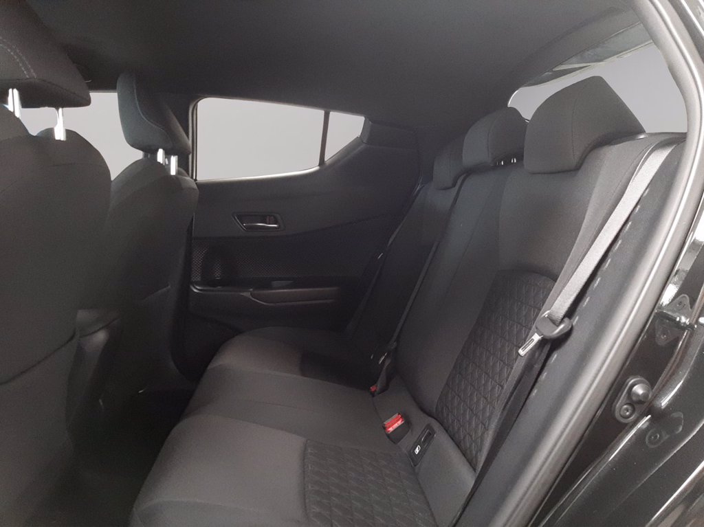 TOYOTA C-hr 1.8h trend e-cvt