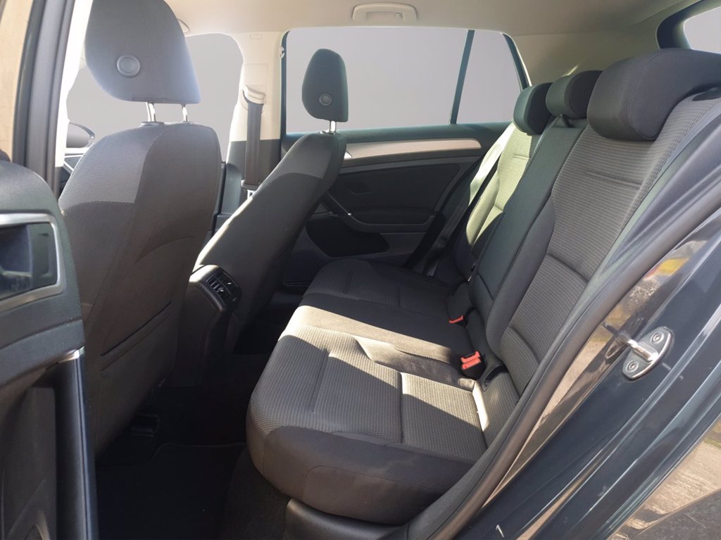 VOLKSWAGEN Golf 5p 1.6 tdi comfortline business 110cv