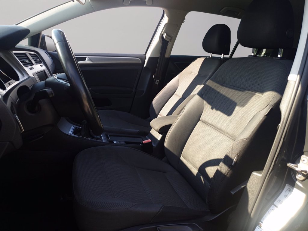 VOLKSWAGEN Golf 5p 1.6 tdi comfortline business 110cv