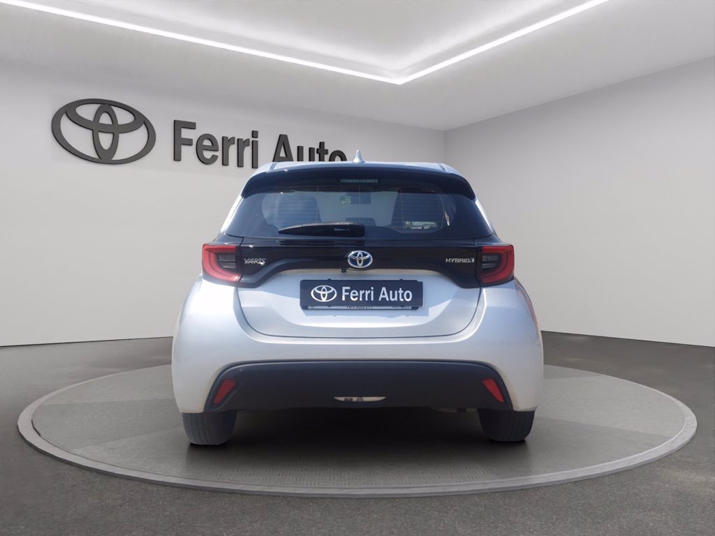 TOYOTA Yaris 1.5h trend