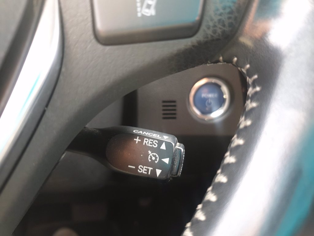 TOYOTA Auris touring sports 1.8h black edition cvt